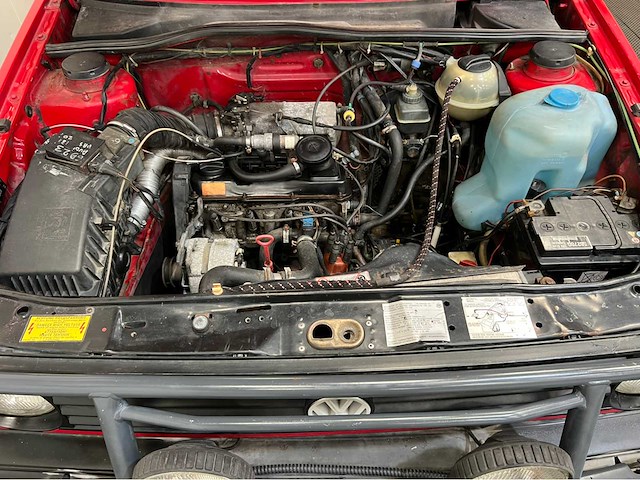 Volkswagen - golf - montana - country - syncro - youngtimer - 4x4 -1992 - afbeelding 24 van  36