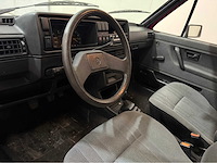 Volkswagen - golf - oldtimer - 1987 - afbeelding 8 van  33