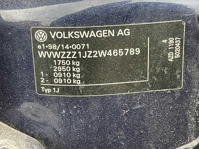 Volkswagen - golf - personenauto - afbeelding 16 van  24