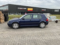 Volkswagen - golf - personenauto - afbeelding 21 van  24