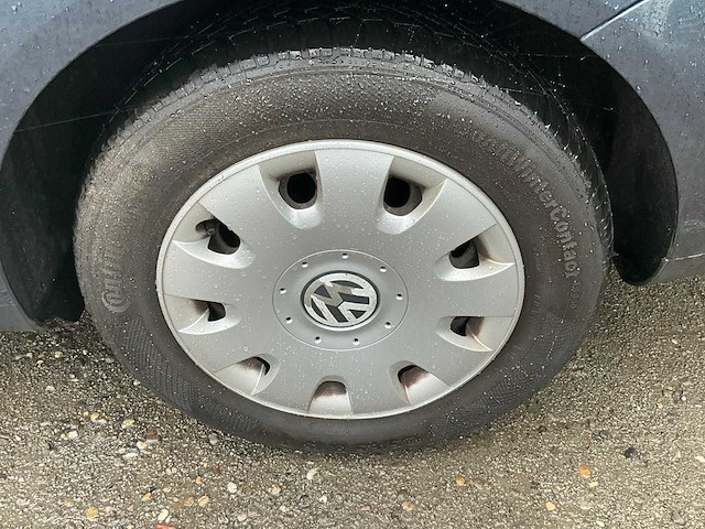 Volkswagen - golf - personenauto - afbeelding 9 van  17