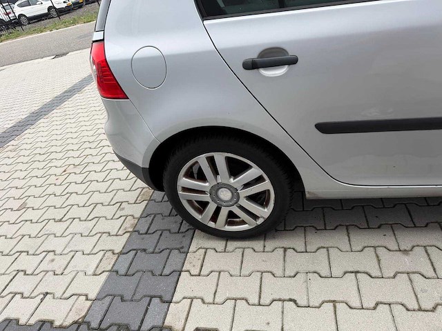Volkswagen - golf 1.6 fsi turijn - personenauto - 2005 - afbeelding 14 van  28