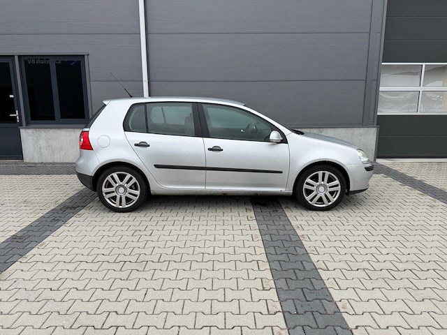 Volkswagen - golf 1.6 fsi turijn - personenauto - 2005 - afbeelding 22 van  28