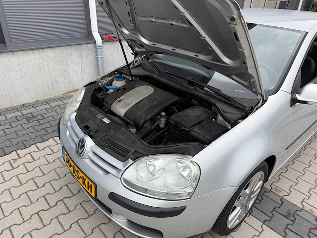 Volkswagen - golf 1.6 fsi turijn - personenauto - 2005 - afbeelding 17 van  28