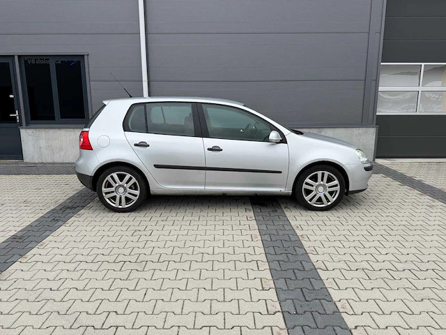 Volkswagen - golf 1.6 fsi turijn - personenauto - 2005 - afbeelding 24 van  28