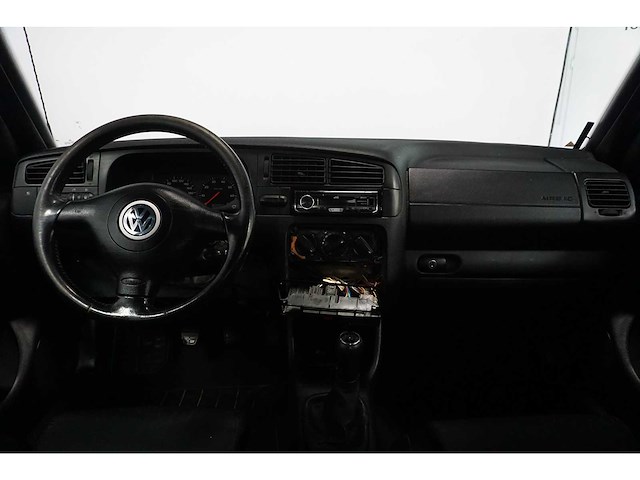 Volkswagen - golf cabriolet - 2.3 highline - car - afbeelding 2 van  31