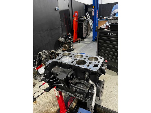 Volkswagen - golf cabriolet - 2.3 highline - car - afbeelding 11 van  31