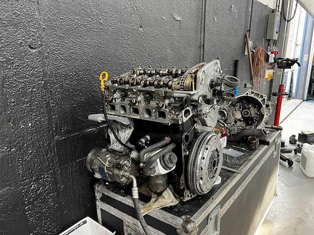 Volkswagen - golf cabriolet - 2.3 highline - car - afbeelding 24 van  31