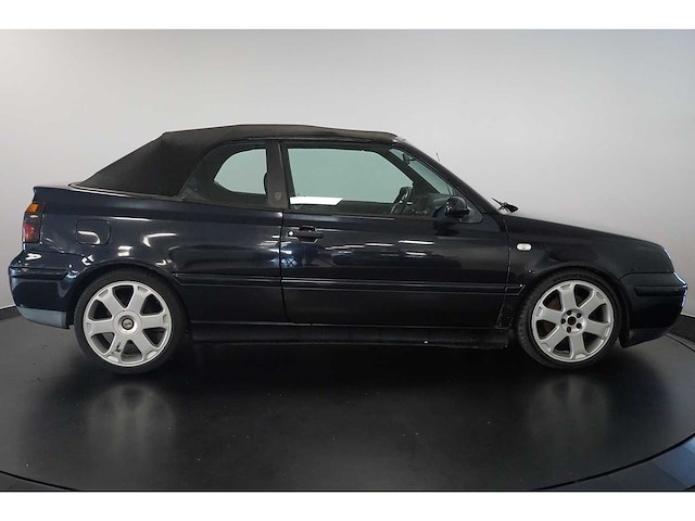 Volkswagen - golf cabriolet - 2.3 highline - car - afbeelding 26 van  31
