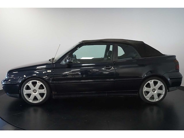 Volkswagen - golf cabriolet - 2.3 highline - car - afbeelding 30 van  31