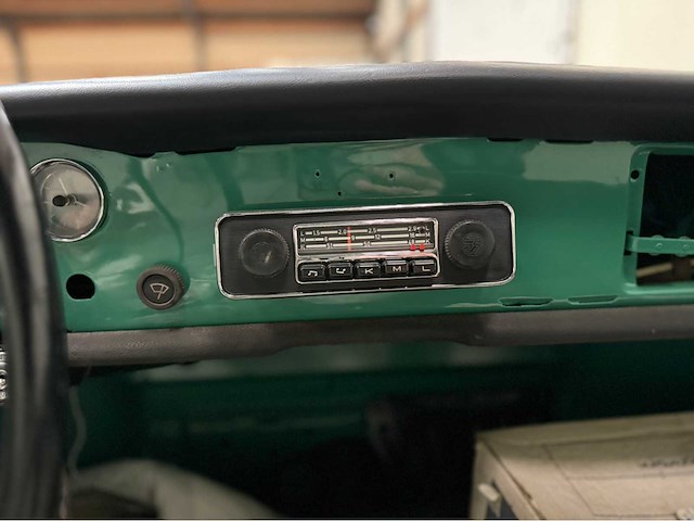 Volkswagen - karmann ghia - oldtimer - 1969 - afbeelding 7 van  28