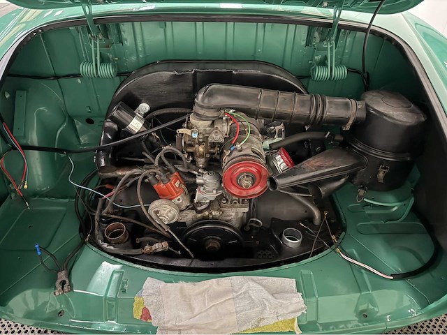 Volkswagen - karmann ghia - oldtimer - 1969 - afbeelding 8 van  28