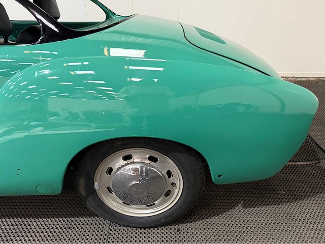Volkswagen - karmann ghia - oldtimer - 1969 - afbeelding 20 van  28