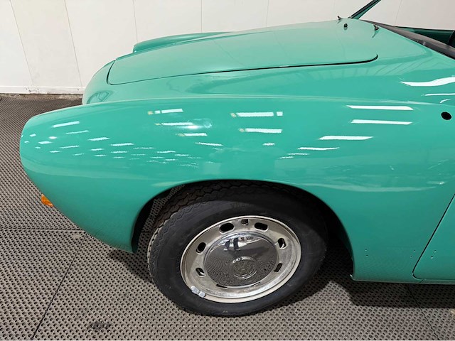 Volkswagen - karmann ghia - oldtimer - 1969 - afbeelding 21 van  28