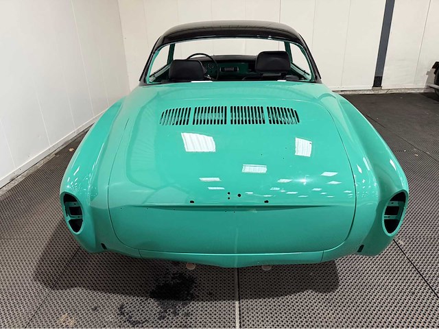 Volkswagen - karmann ghia - oldtimer - 1969 - afbeelding 24 van  28