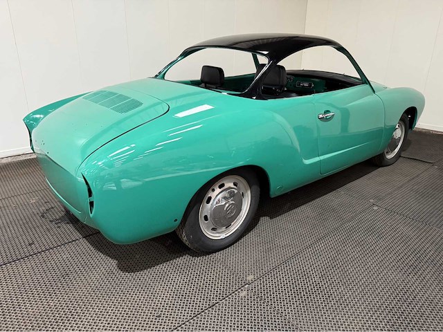 Volkswagen - karmann ghia - oldtimer - 1969 - afbeelding 26 van  28