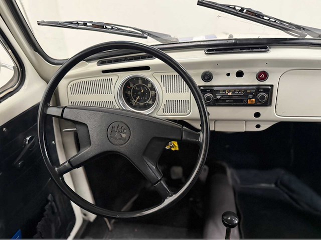 Volkswagen - kever - 1300 - oldtimer - 1969 - afbeelding 8 van  35