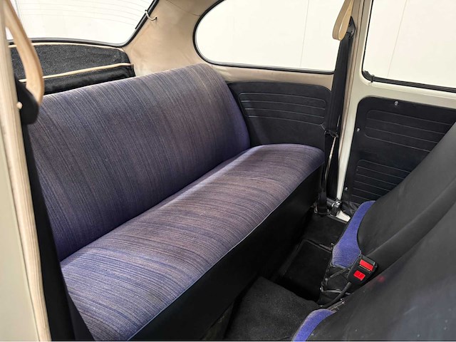 Volkswagen - kever - 1300 - oldtimer - 1969 - afbeelding 15 van  35
