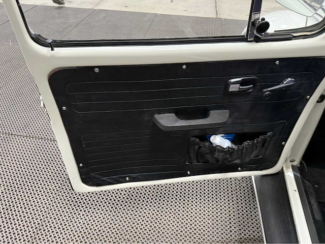 Volkswagen - kever - 1300 - oldtimer - 1969 - afbeelding 26 van  35