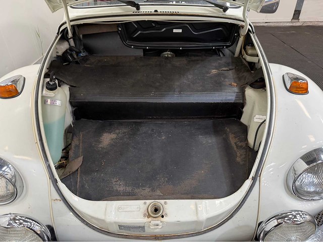 Volkswagen - kever - 1300 - oldtimer - 1972 - afbeelding 10 van  33