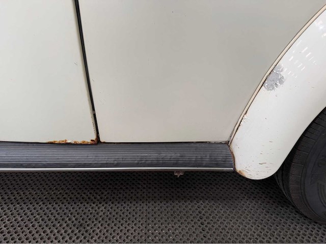 Volkswagen - kever - 1300 - oldtimer - 1972 - afbeelding 13 van  33