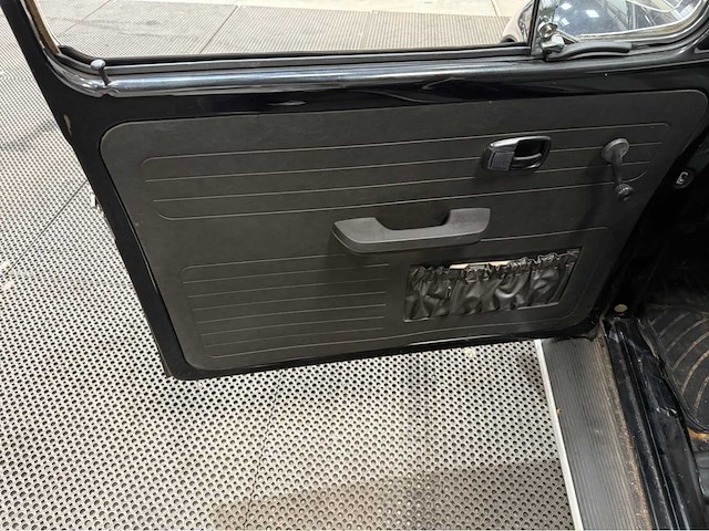 Volkswagen - kever - 1303 - oldtimer - 1973 - afbeelding 14 van  30