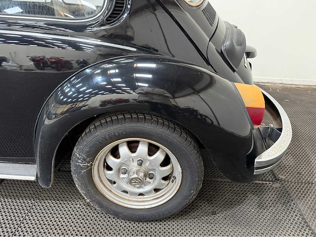 Volkswagen - kever - 1303 - oldtimer - 1973 - afbeelding 21 van  30