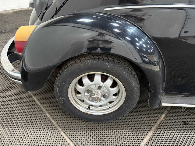 Volkswagen - kever - 1303 - oldtimer - 1973 - afbeelding 24 van  30