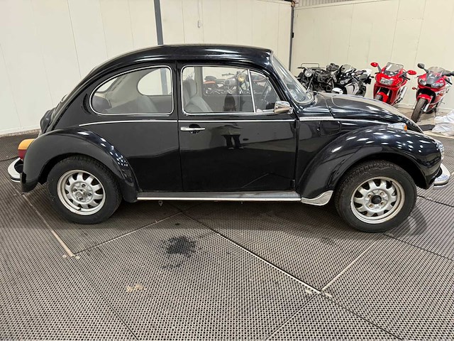 Volkswagen - kever - 1303 - oldtimer - 1973 - afbeelding 27 van  30