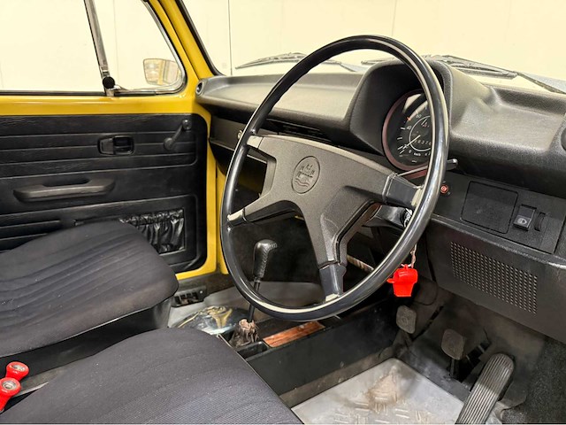 Volkswagen - kever - 1303 s - oldtimer - 1973 - afbeelding 6 van  31