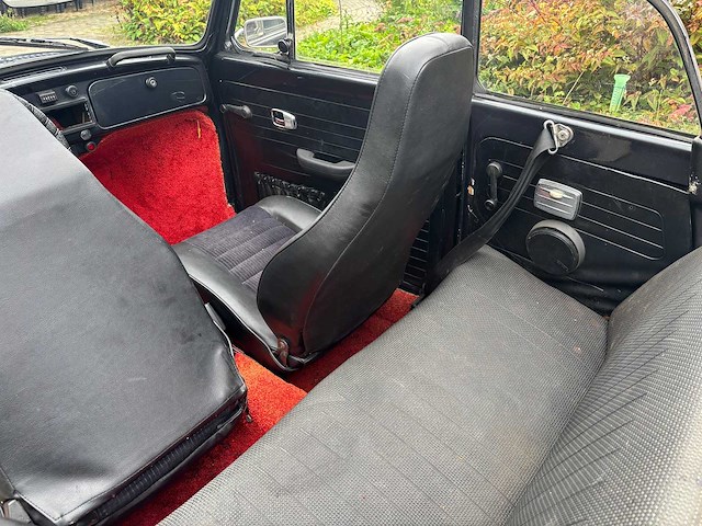 Volkswagen - kever - 15 cabriolet - 1970 - classic cars - afbeelding 10 van  40
