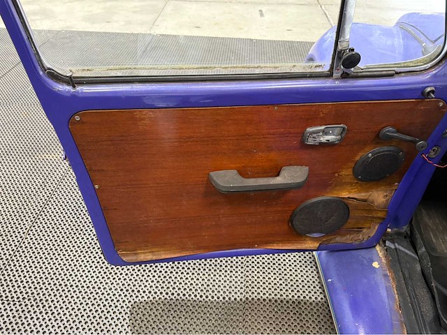 Volkswagen - kever - oldtimer - 1973 - afbeelding 16 van  36