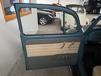 Volkswagen - kever - oldtimer - afbeelding 15 van  16