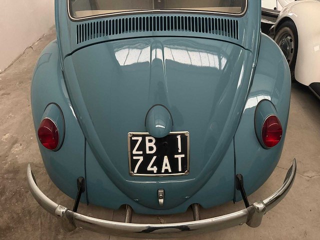 Volkswagen - kever - oldtimer - afbeelding 10 van  16