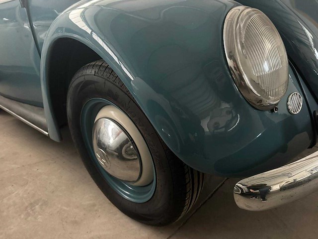 Volkswagen - kever - oldtimer - afbeelding 12 van  16