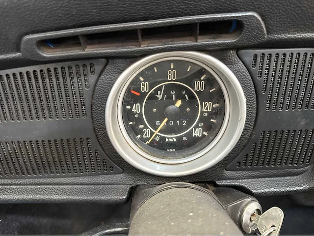 Volkswagen - kever cabriolet - 1303 ls - oldtimer -1971 - afbeelding 11 van  36
