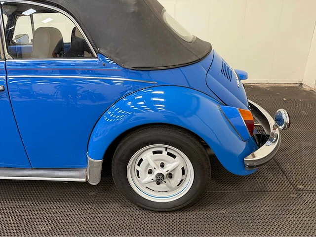 Volkswagen - kever cabriolet - 1303 ls - oldtimer -1971 - afbeelding 15 van  36