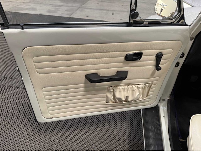 Volkswagen - kever cabriolet - 1303 ls - oldtimer - afbeelding 28 van  44