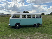 Volkswagen - kombi - t2 - oldtimer - afbeelding 12 van  22