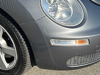 Volkswagen - new beetle cabriolet - 1.6 highline - car - 2007 - afbeelding 14 van  27