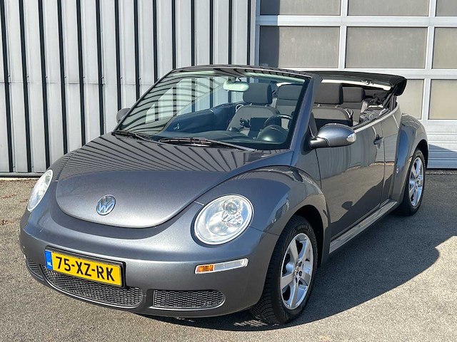 Volkswagen - new beetle cabriolet - 1.6 highline - car - 2007 - afbeelding 5 van  27