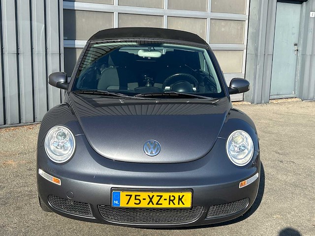 Volkswagen - new beetle cabriolet - 1.6 highline - car - 2007 - afbeelding 16 van  27