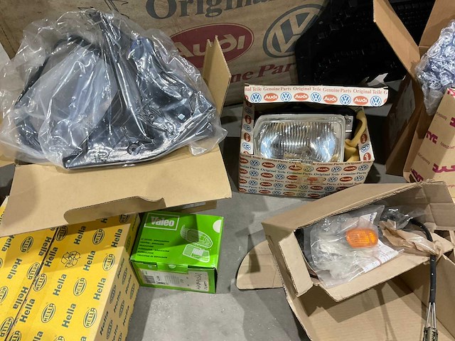 Volkswagen - partij auto onderdelen - afbeelding 17 van  20