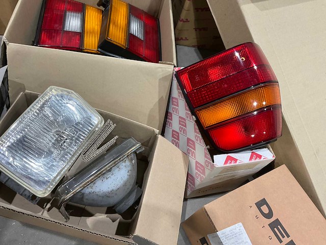 Volkswagen - partij auto onderdelen - afbeelding 18 van  20