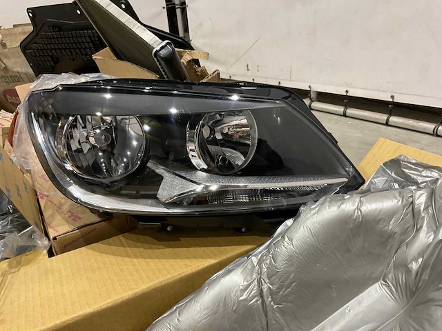 Volkswagen - partij auto onderdelen - afbeelding 20 van  20