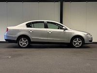 Volkswagen - passat - 1.6 fsi comfortline - car - 2007|09-tp-vs|iaw - afbeelding 12 van  17