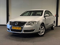 Volkswagen - passat - 1.6 fsi comfortline 09-tp-vs 2007