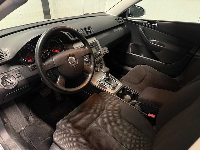 Volkswagen - passat - 1.6 fsi comfortline 09-tp-vs 2007 - afbeelding 3 van  13