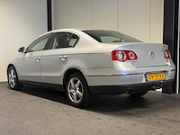 Volkswagen - passat - 1.6 fsi comfortline 09-tp-vs 2007 - afbeelding 9 van  13