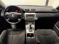 Volkswagen - passat - 1.6 fsi comfortline 09-tp-vs 2007 - afbeelding 11 van  13